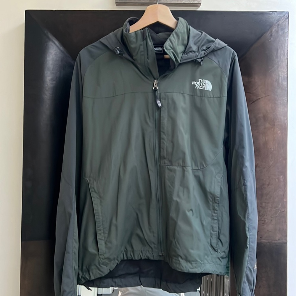 The North Face windproof packable jacket size M.